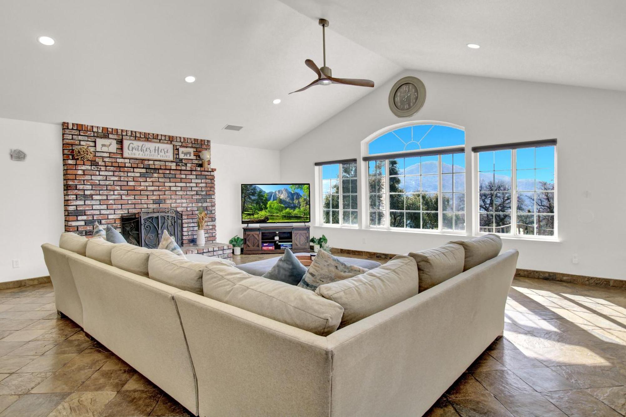Villa Near Yosemite & Bass Lake W/Hot Tub/Evcharge Окхерст Экстерьер фото
