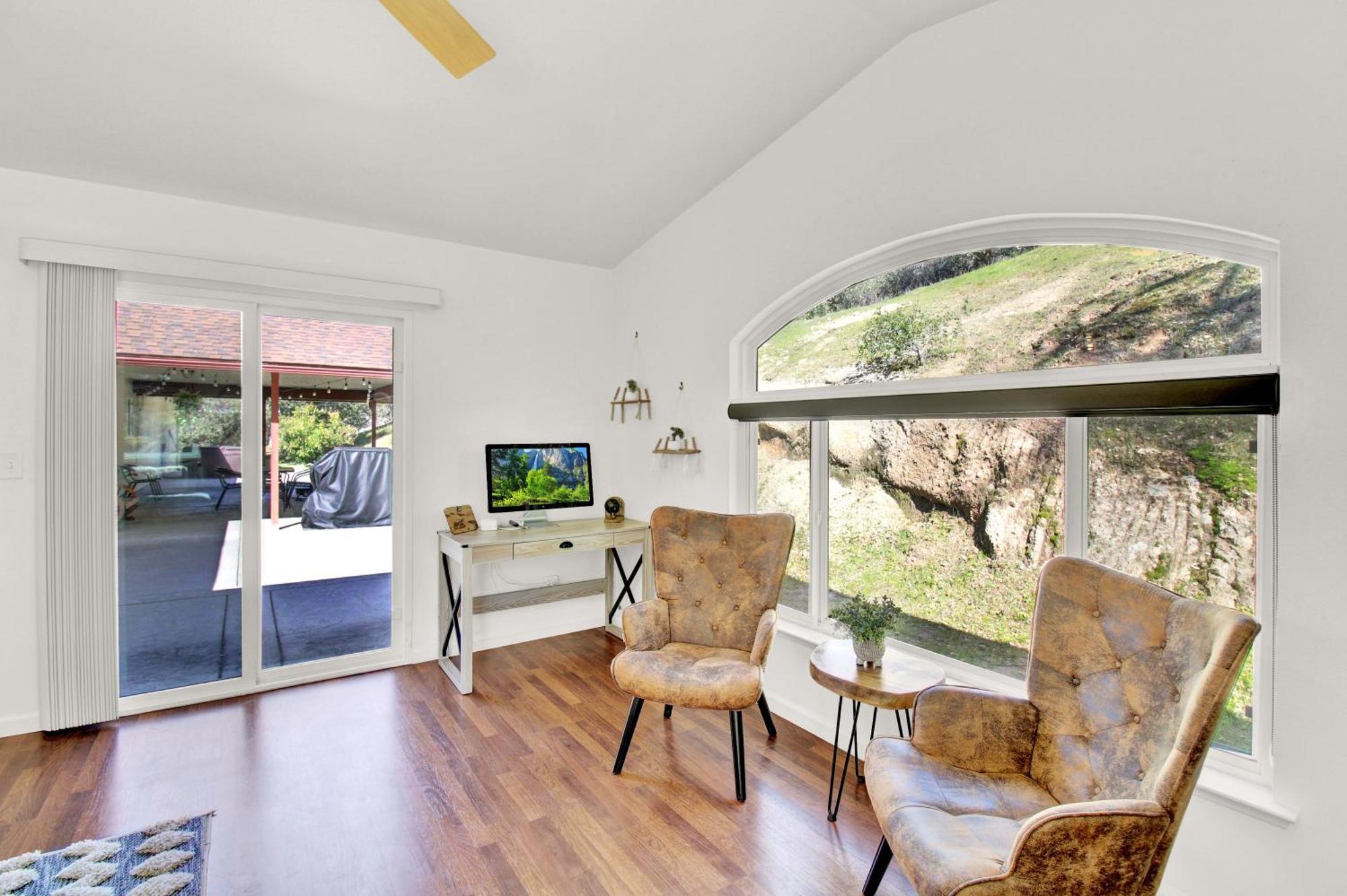 Villa Near Yosemite & Bass Lake W/Hot Tub/Evcharge Окхерст Экстерьер фото